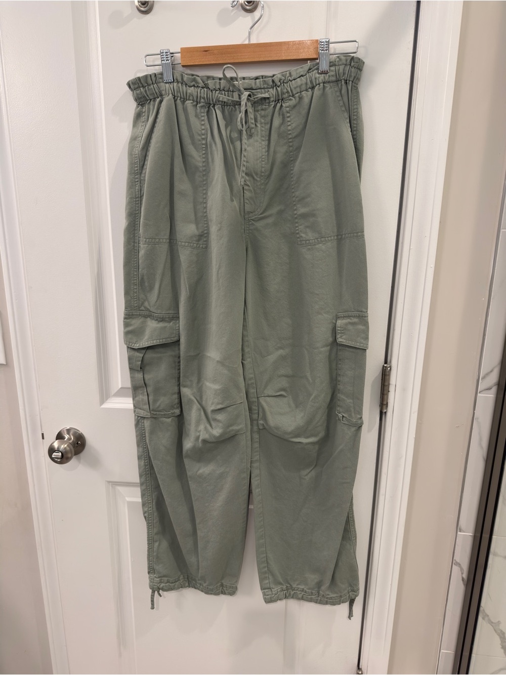 Abercrombie & Fitch Olive Green Cargo Pants with Drawstring Waist